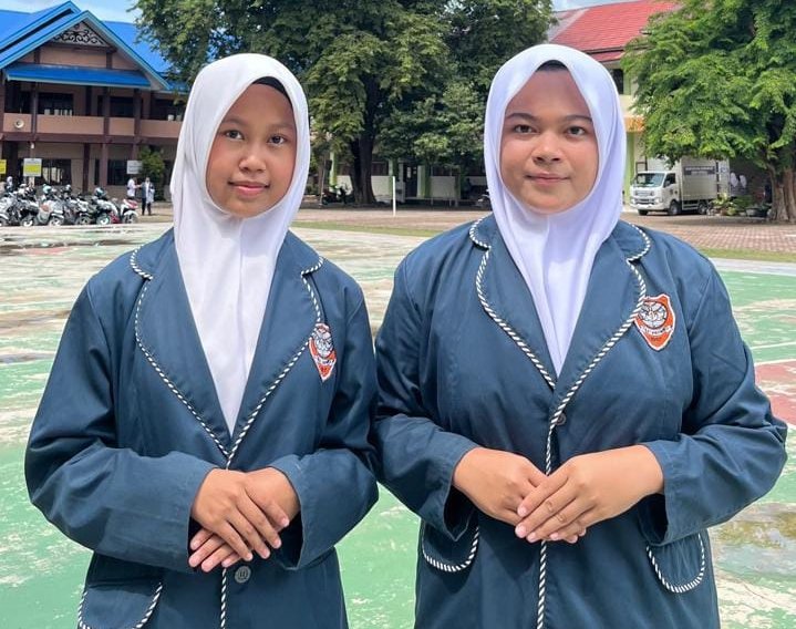 Foto CINTA PUTRI MEISYA & IRARIN NURWANDARI